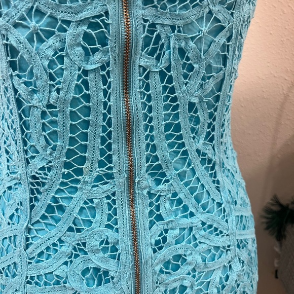 Lilly Pulitzer Embroiled/Crochet dress size small. - Picture 6 of 16